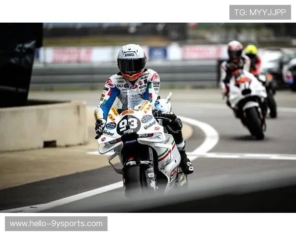 摩托车大奖赛赛季激烈角逐 各车队争夺积分榜领先位置