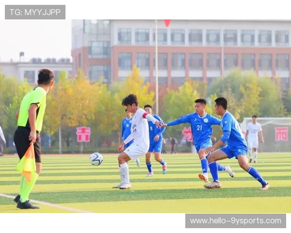 中国足球联赛新赛季开幕 多支球队引援强势冲击冠军